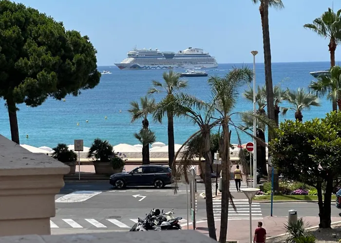 Cannes Croisette Miramar Escape